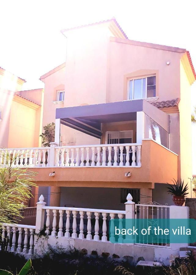 Fabulous Detached Large Villa 5 Bedrooms 3 Bathrooms Backing Onto Villamartin Golf Course Zewnętrze zdjęcie