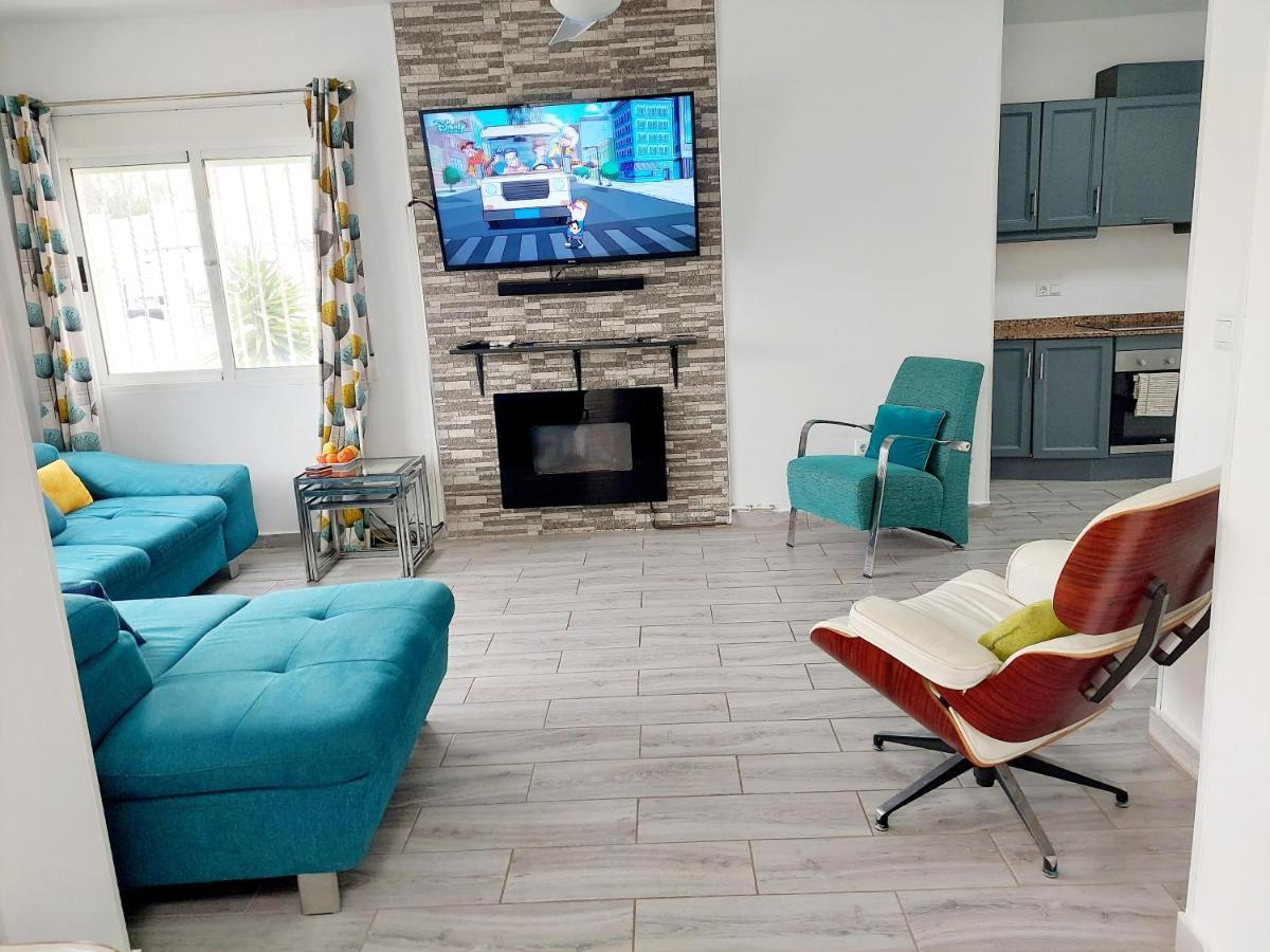 Fabulous Detached Large Villa 5 Bedrooms 3 Bathrooms Backing Onto Villamartin Golf Course Zewnętrze zdjęcie