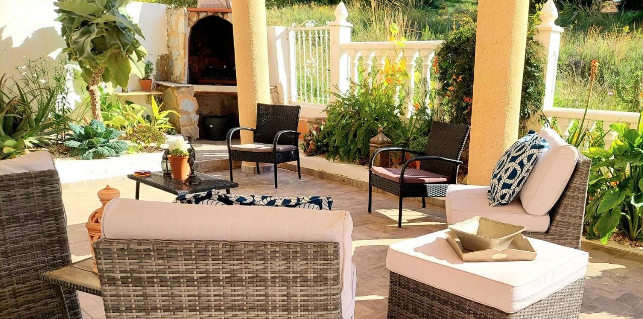 Fabulous Detached Large Villa 5 Bedrooms 3 Bathrooms Backing Onto Villamartin Golf Course Zewnętrze zdjęcie