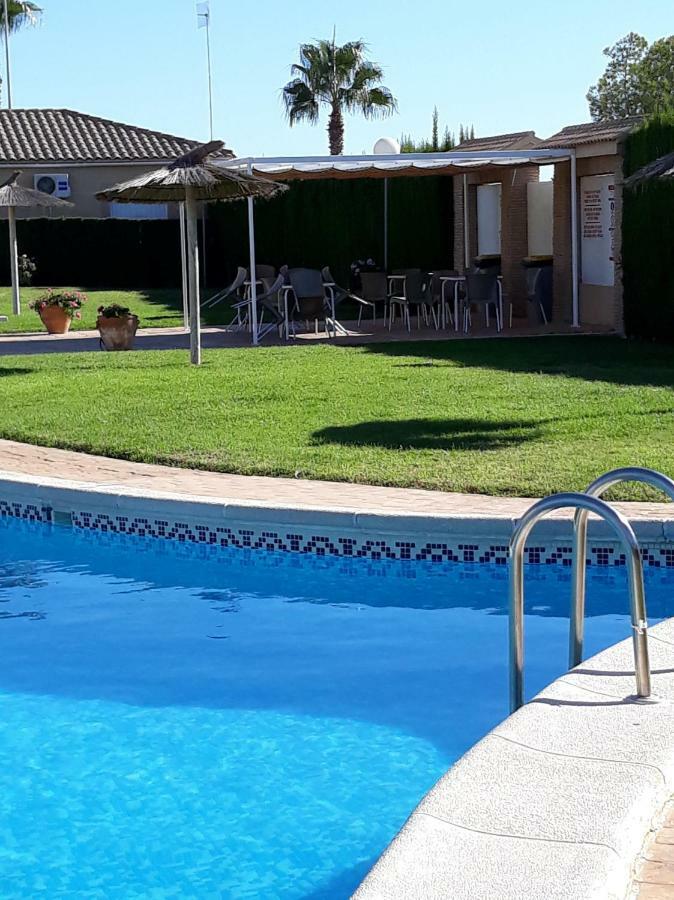Fabulous Detached Large Villa 5 Bedrooms 3 Bathrooms Backing Onto Villamartin Golf Course Zewnętrze zdjęcie